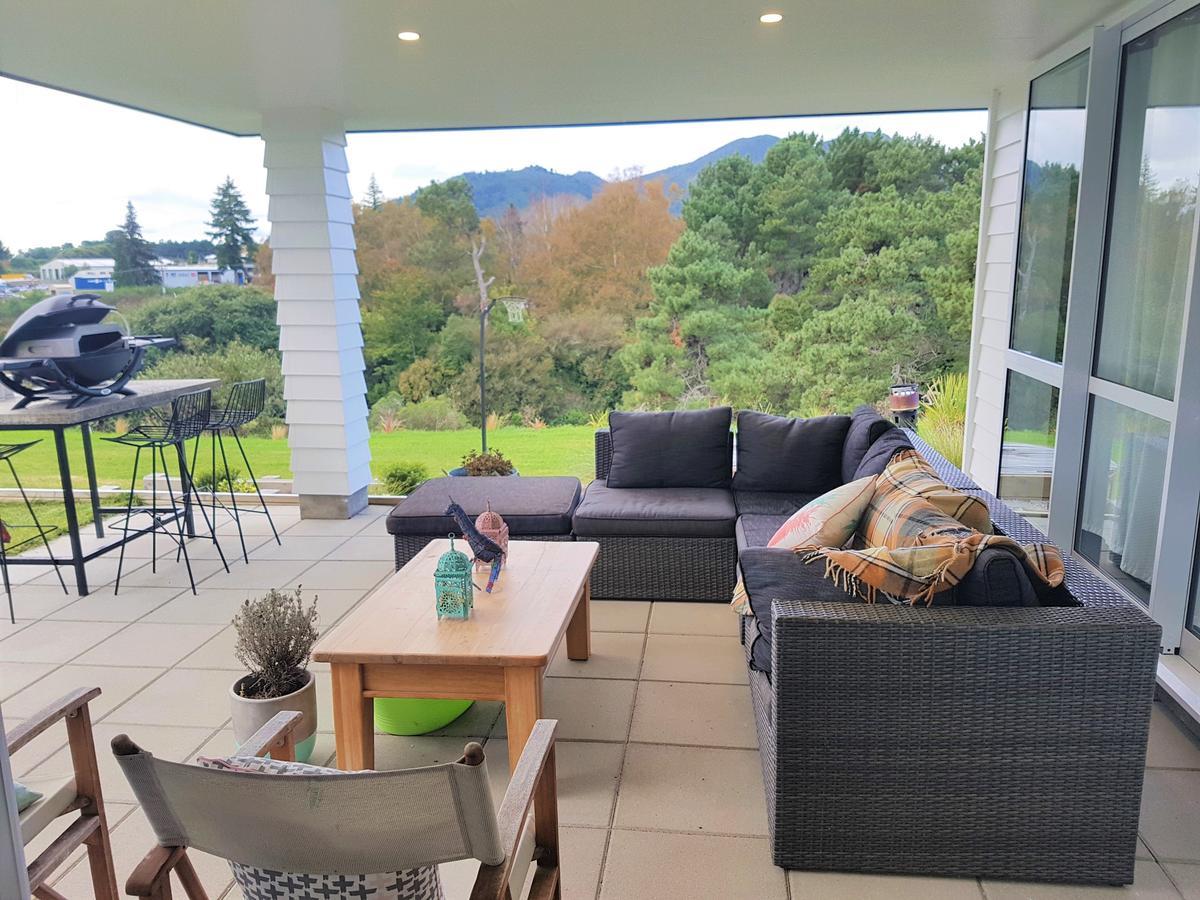 Villa House In The Heights Tauposee Exterior foto